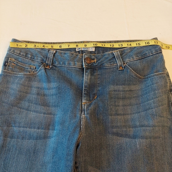 Lee Perfect Fit Just Below Waist Dark Wash High Rise Straight Leg Jeans Size 16 - Picture 10 of 14